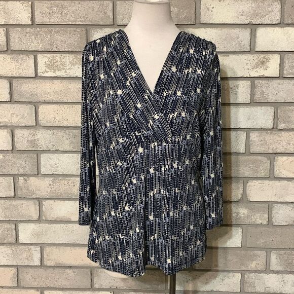 3for$20 blouse large - Picture 1 of 3